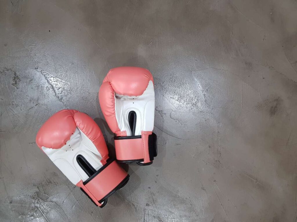 Avoiding Hand Pains and Injury When Wearing Boxing Gloves - Fight Quality